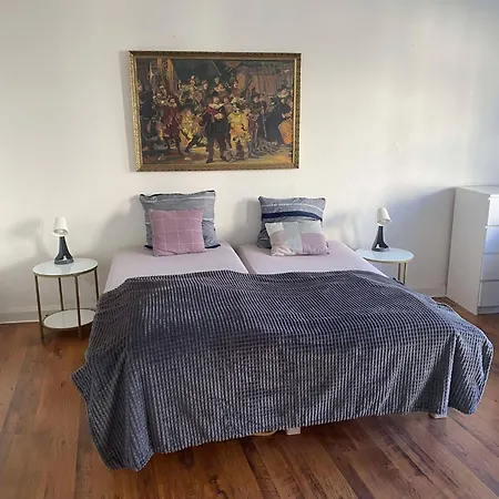 Byens Bed And Bath Bed and Breakfast 2*